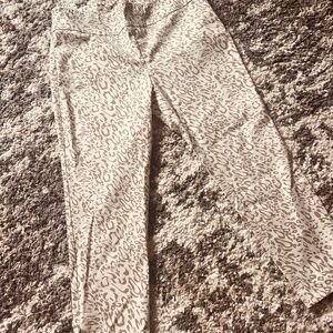 SOFT SURROUNDINGS PRINT LEGGINGS. SIZE PXL